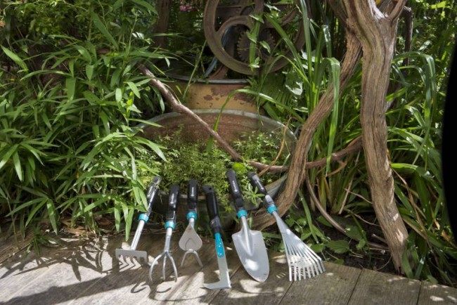 Грабли садовые Gardena 08956-20.000.00 большой Грабли садовые Gardena 08956-20.000.00 большой