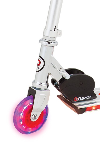 Самокат с подсветкой и искрами Spark 2.0 Самокат с подсветкой и искрами Spark 2.0