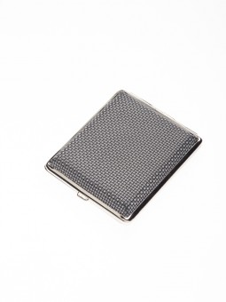 Портсигар S. Quire - GL-340022-18-2 сталь+искусственная кожа, черный цвет с рисунком, 74*95*18 мм Портсигар S. Quire - GL-340022-18-2 сталь+искусственная кожа, черный цвет с рисунком, 74*95*18 мм