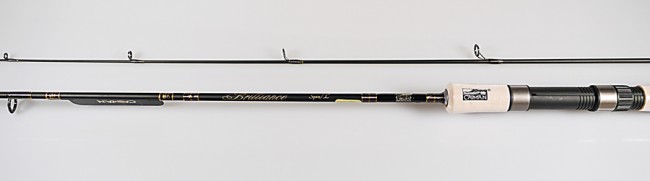 Спиннинг Caiman Brilliance IM8 2,7 м. - тест 3-15 грамм. вес 159 грамм Спиннинг Caiman Brilliance IM8 2,7 м. - тест 3-15 грамм. вес 159 грамм