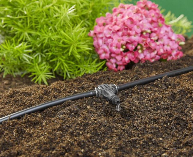 Капельница Gardena 08344-29.000.00 10 предметов Капельница Gardena 08344-29.000.00 10 предметов