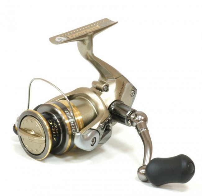 Катушка безынерционная Shimano Exage 2500 FD 5 -2:1 - 4+1 подш - вес 265г - зп/шп (EXG2500FD)