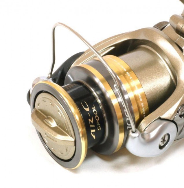 Катушка безынерционная Shimano Exage 2500 FD 5 -2:1 - 4+1 подш - вес 265г - зп/шп (EXG2500FD)