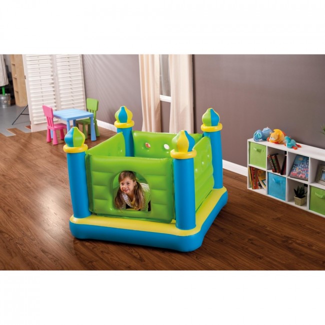 Игровой центр-батут Крепость 132х132х107см Игровой центр-батут Крепость 132х132х107см