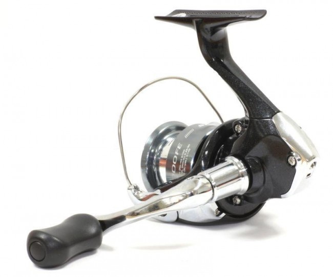 Катушка безынерционная Shimano Siena 4000 FE - 5 -2:1 -1+1 подш - вес 355г (SN4000FE) *** Катушка безынерционная Shimano Siena 4000 FE - 5 -2:1 -1+1 подш - вес 355г (SN4000FE) ***