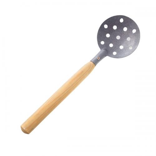 Черпак Рост окрашенный, с деревянной ручкой, 9-00-0067