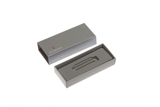 Коробка для ножей Victorinox 58 мм толщиной 2 и более уровней (MiniChamp), картонная, серебристая Коробка для ножей Victorinox 58 мм толщиной 2 и более уровней (MiniChamp), картонная, серебристая