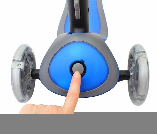 442-130 Самокат Globber Primo Plus Titanium с 3 светящимися колесами Neon Blue