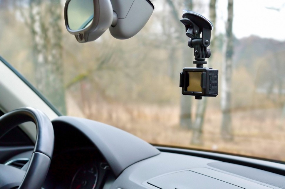 Видеорегистратор digma wifi. Видеорегистратор Digma FREEDRIVE 105 черный 1.3Mpix 1080x1920 1080p 140гр ntk96220.