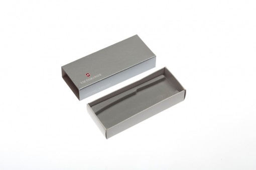 Коробка для ножей Victorinox 111 мм толщиной до 3 уровней, картонная, серебристая Коробка для ножей Victorinox 111 мм толщиной до 3 уровней, картонная, серебристая