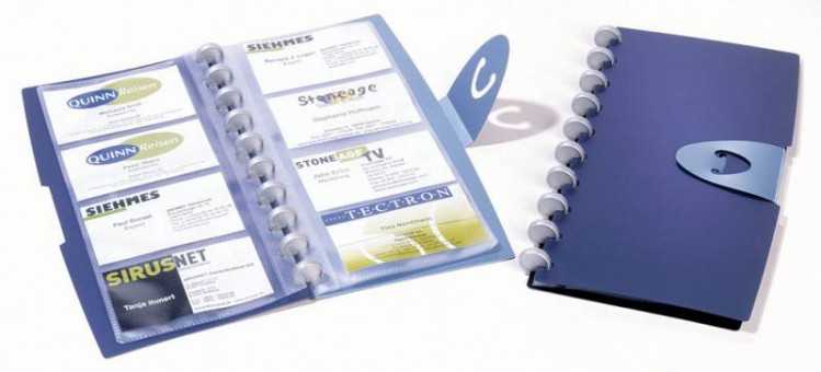 Визитница переносная Durable Visifix Walk 2452-07 57х90мм (96 визиток) вклад.:12шт. пластик синий Визитница переносная Durable Visifix Walk 2452-07 57х90мм (96 визиток) вклад.:12шт. пластик синий